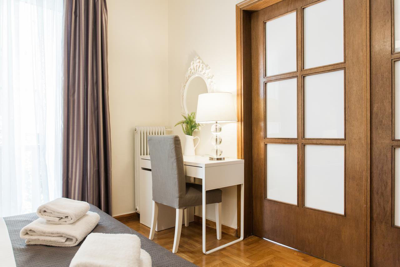 Athenian Home By Livin Urbban Екстер'єр фото